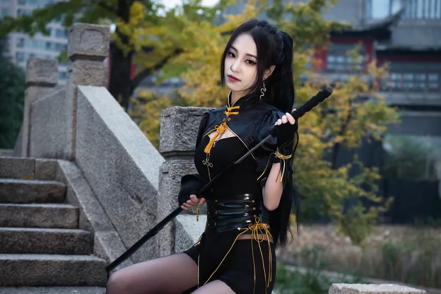 宁红叶 · 刀光